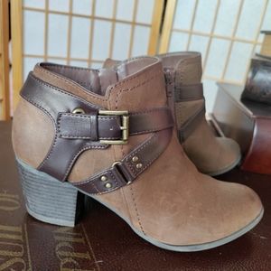 INDIGO ROAD WOMEN'S SIZE 9M CHELSEA BOOTS